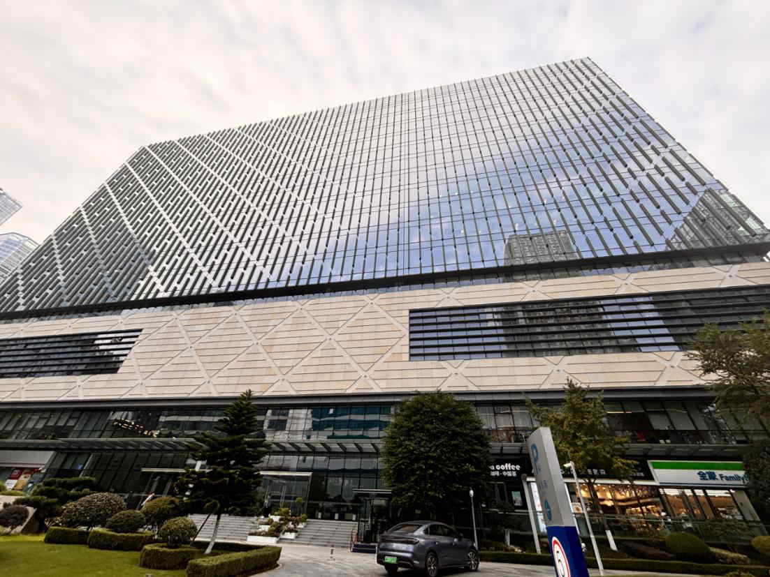 成都某大型商业办公楼石材幕墙安全检测评估